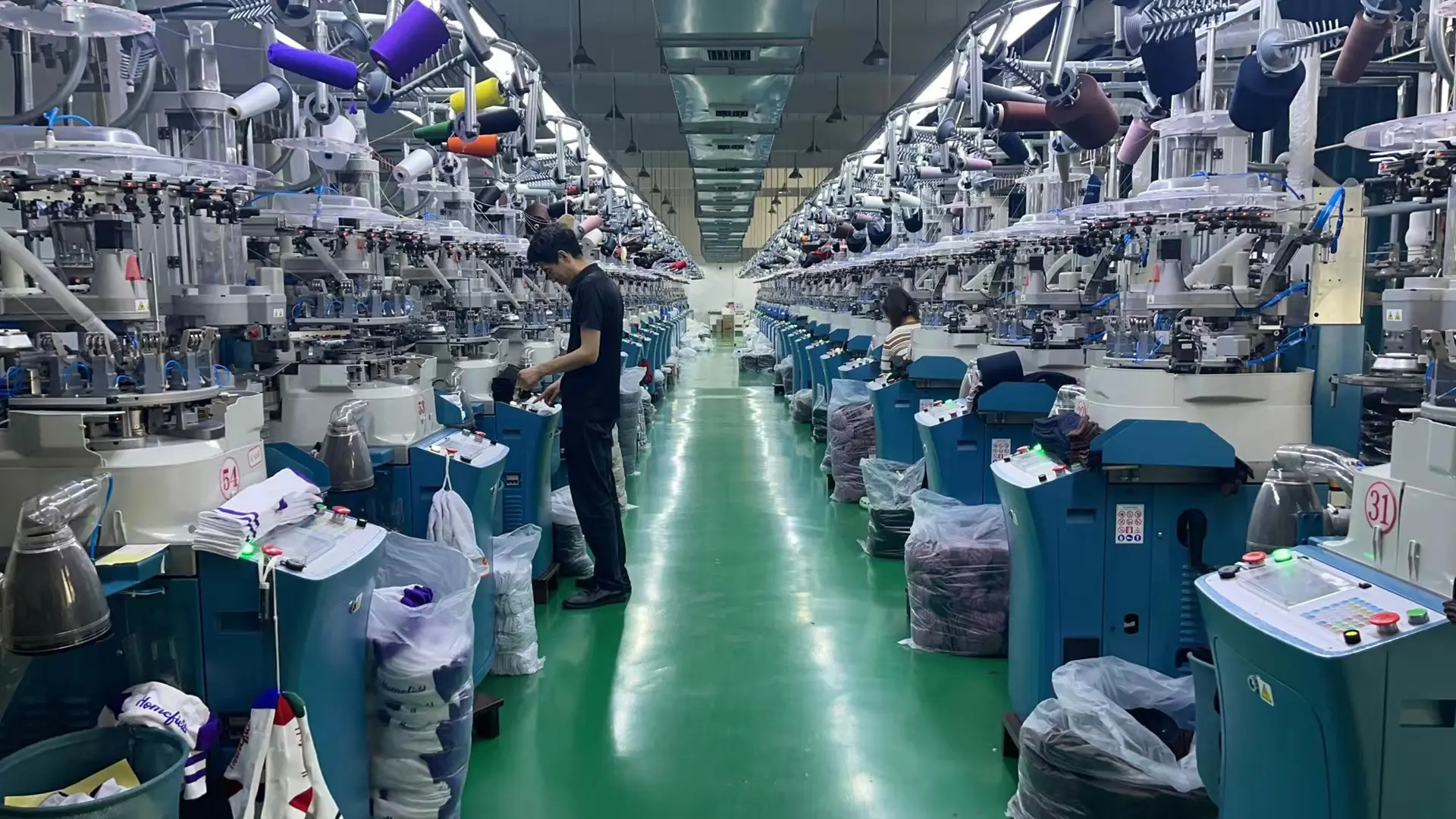 Custom Sock Manufacturer: Revolutionizing the Sock Industry
