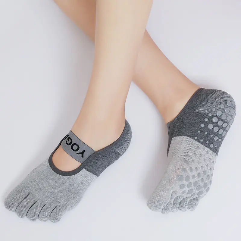 Fashionable Anti-Slip Yoga Socks Lead the Trend