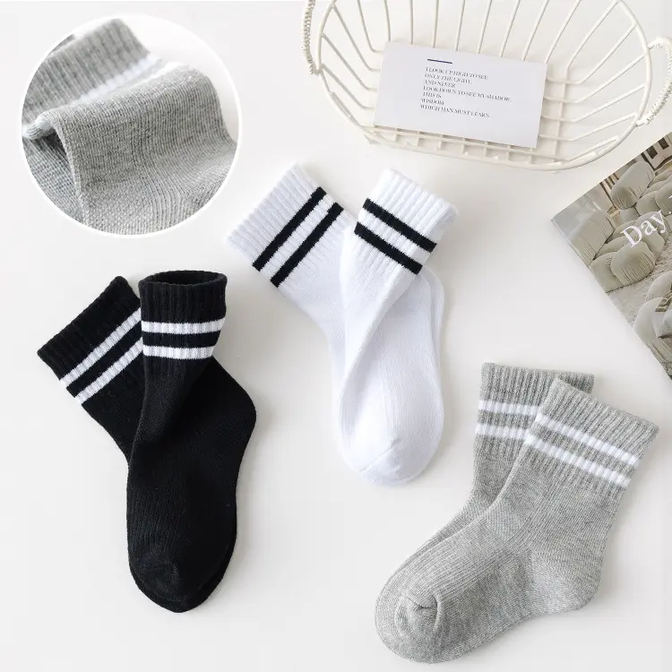 OEM crew kid custom knitted design socks made custom logo cotton sport athletic socks (1)49y